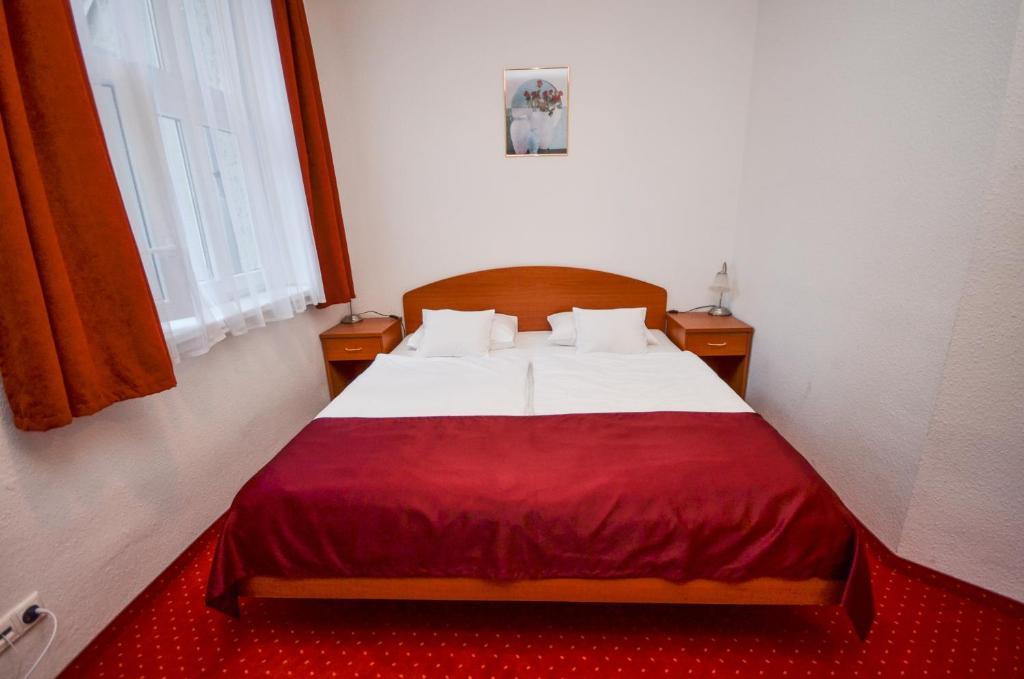 Broadway City Guesthouse Boedapest Kamer foto